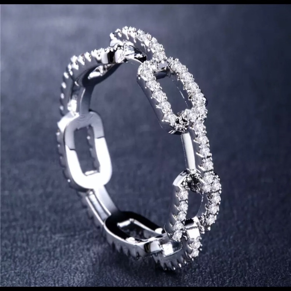 Silver Chain Ring Cubic Zirconia